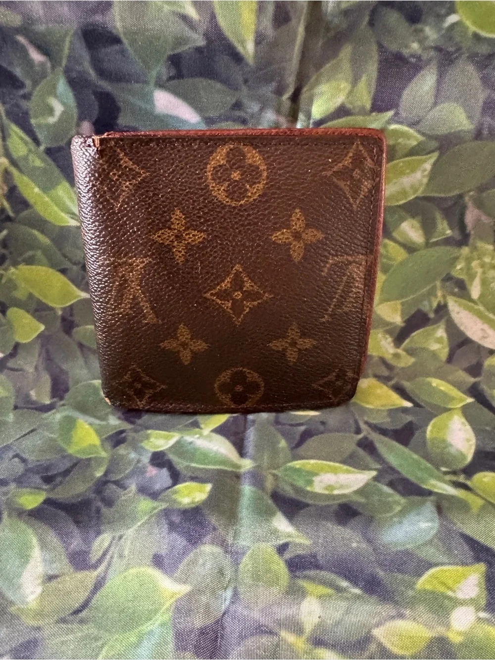 Louis Vuitton  Monogram Bi-Fold Wallet - Designer Style